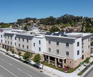 Photo 3 - Hampton Inn Santa Cruz West, Ca