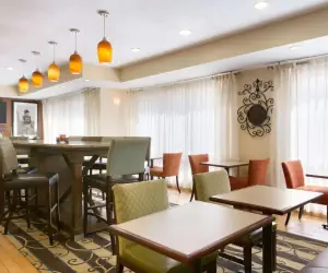 Photo 5 - Hampton Inn Zanesville