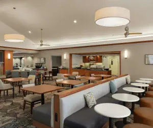 Photo 4 - Homewood Suites by Hilton Allentown-Bethlehem Airport