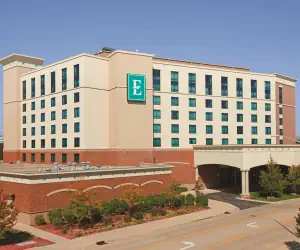 Photo 4 - Embassy Suites East Peoria Hotel and Riverfront Conference Center