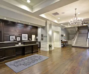 Photo 5 - Hampton Inn & Suites Savannah Historic District