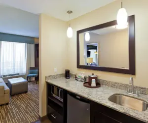 Photo 4 - Hampton Inn & Suites Denver Airport / Gateway Park