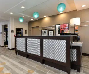 Photo 3 - Hampton Inn & Suites Des Moines Downtown