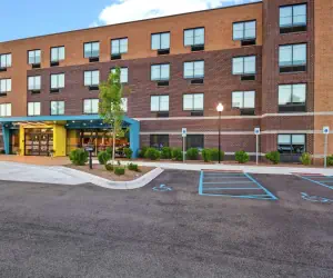 Photo 2 - Tru By Hilton Sterling Heights Detroit