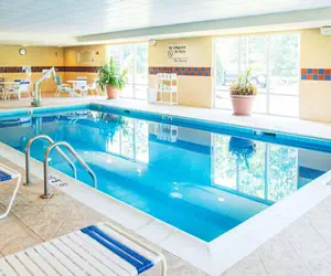 Photo 5 - Hampton Inn Gloucester