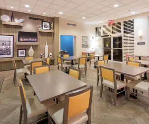 Photo 5 - Hampton Inn Pensacola Beach