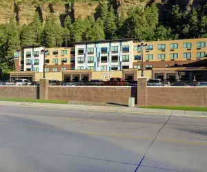 Photo 3 - Tru By Hilton Deadwood