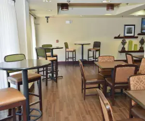 Photo 5 - Hampton Inn Ruston