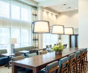 Photo 5 - Hampton Inn & Suites by Hilton Seattle/Northgate