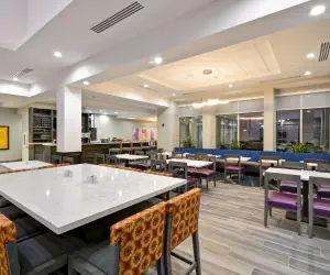 Photo 2 - Hilton Garden Inn Tulsa-Broken Arrow, OK