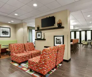 Photo 3 - Hampton Inn Washington-Dulles International Airport South