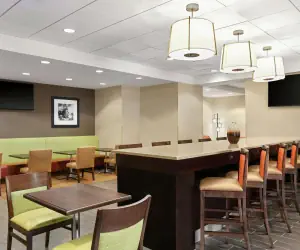 Photo 4 - Hampton Inn Washington-Dulles International Airport South