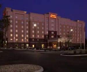 Photo 5 - Hampton Inn & Suites Columbus/University Area