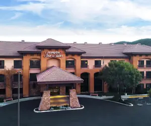 Photo 2 - Hampton Inn & Suites Temecula