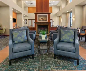 Photo 3 - Hampton Inn & Suites Burlington