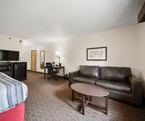 Photo 2 - AmericInn by Wyndham Ames