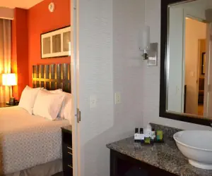 Photo 2 - Embassy Suites Palmdale