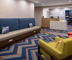 Photo 2 - Hampton Inn Castle Rock