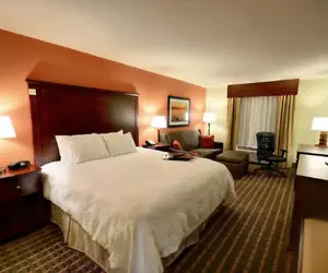 Photo 5 - Hampton Inn & Suites Tifton