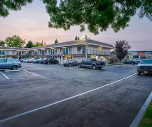 Photo 3 - Motel 6-Salem, OR