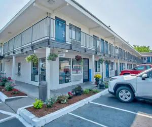 Photo 5 - Motel 6-Salem, OR