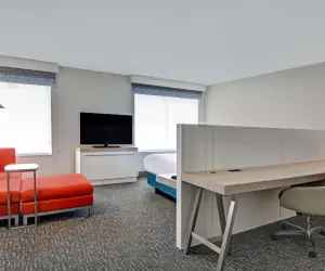 Photo 4 - Hilton Garden Inn Jacksonville JTB/Deerwood Park