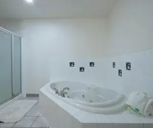 Photo 3 - Puffin Inn