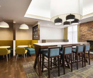 Photo 3 - Hampton Inn Quakertown