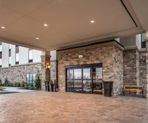 Photo 2 - Hampton Inn - Paragould