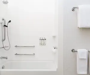 Photo 4 - Holiday Inn Express Hotel & Suites Van Wert, an IHG Hotel