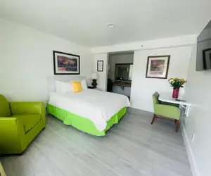 Photo 2 - Loma Linda Inn