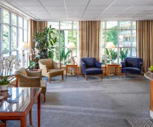 Photo 3 - Park Lane Suites & Inn