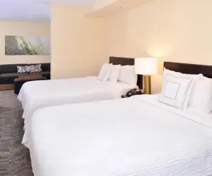 Photo 5 - SpringHill Suites by Marriott Corona Riverside