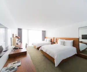 Photo 3 - Tower 23 Hotel