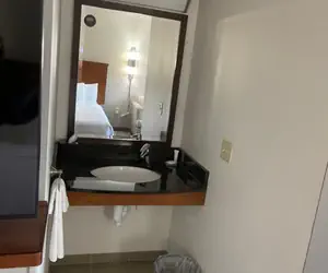 Photo 3 - Hyatt Place Kansas City/Overland Park/Metcalf