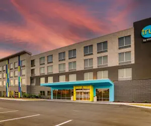 Photo 5 - Tru By Hilton Leland Wilmington