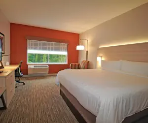 Photo 4 - Holiday Inn Express & Suites Ocala, an IHG Hotel