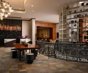 Photo 4 - Renaissance Boulder Flatiron Hotel