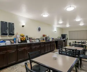 Photo 2 - Best Western Hermiston Inn