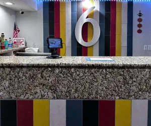 Photo 4 - Motel 6-Pine Bluff, AR