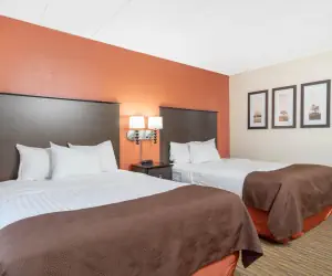 Photo 4 - Aspen Hotel Rogers Formerly Americ inn