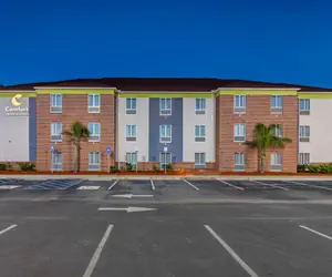 Photo 4 - Comfort Inn & Suites