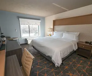 Photo 4 - Holiday Inn Cleveland-Mayfield, an IHG Hotel