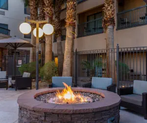 Photo 5 - Courtyard By Marriott Las Vegas Stadium Area