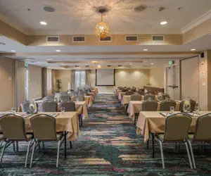 Photo 4 - Ayres Hotel Huntington Beach/Fountain Valley