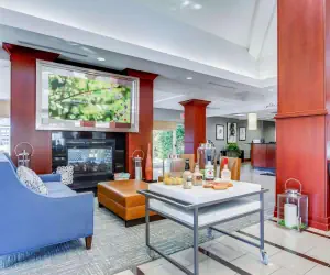 Photo 3 - Hilton Garden Inn Louisville-Northeast