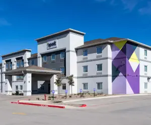 Photo 3 - Spark by Hilton Midland South