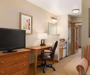 Photo 4 - Country Inn & Suites by Radisson, Sycamore, IL