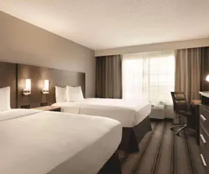 Photo 2 - Country Inn & Suites by Radisson, Indianapolis Airport South, IN