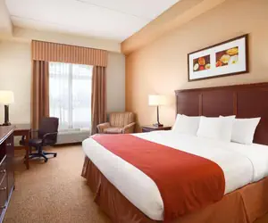 Photo 2 - Country Inn & Suites by Radisson, Lexington Park (Patuxent River Naval Air Station), MD